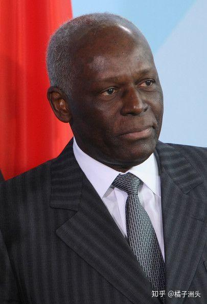 1981年,里根上台,开始重新重视对萨文比的支持,随着美国人介入安哥拉