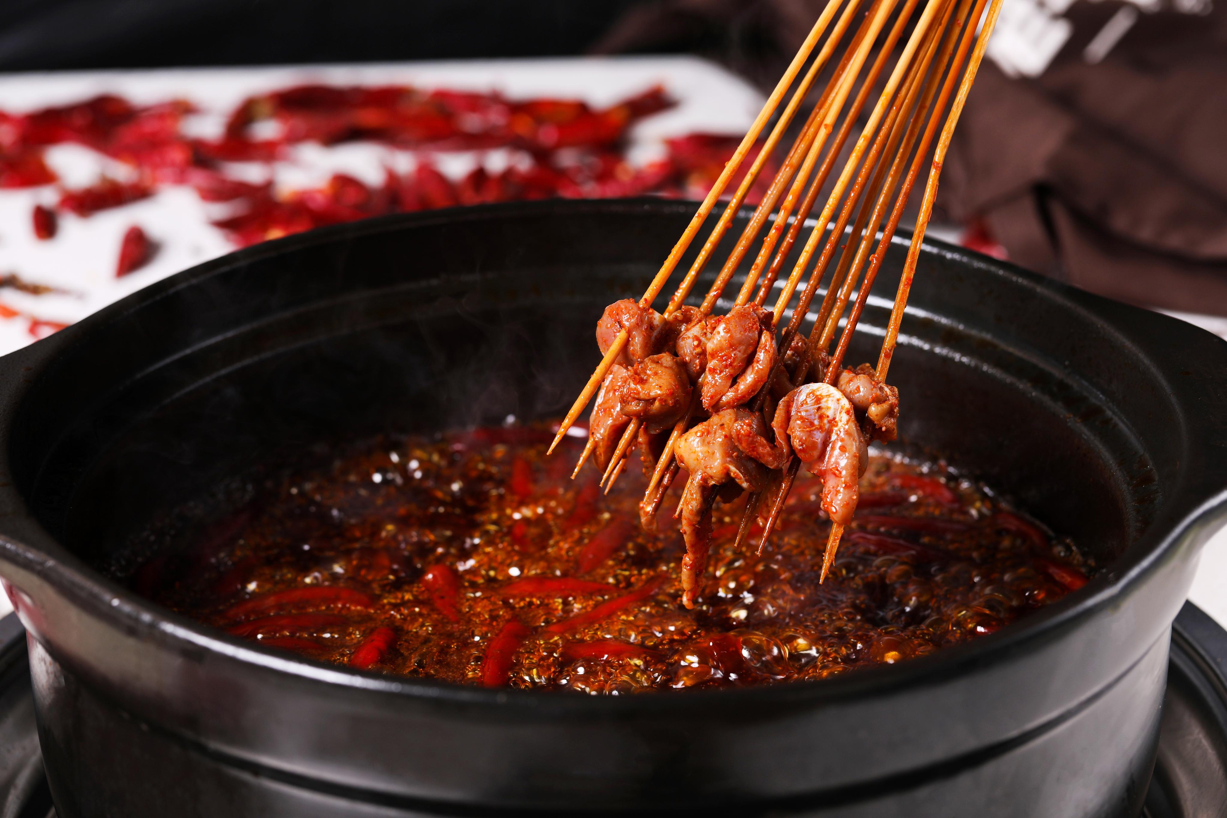 串串香加盟应该怎么去选址