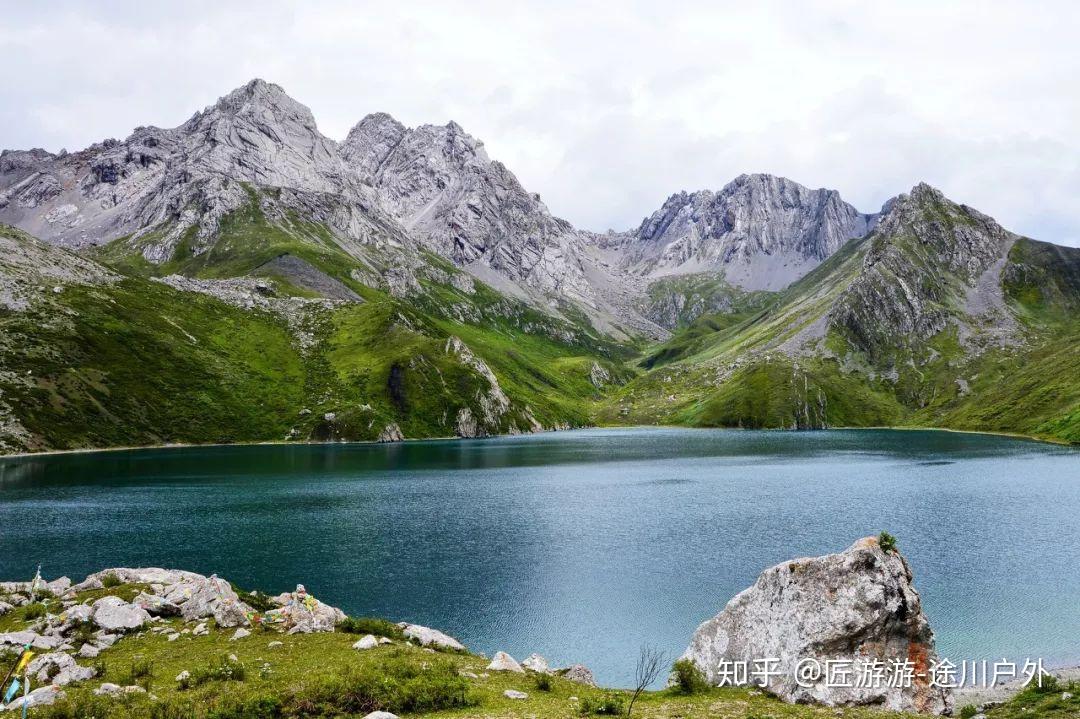 全球最美高铁线!一路连接青甘川,霸占中国95%的美景