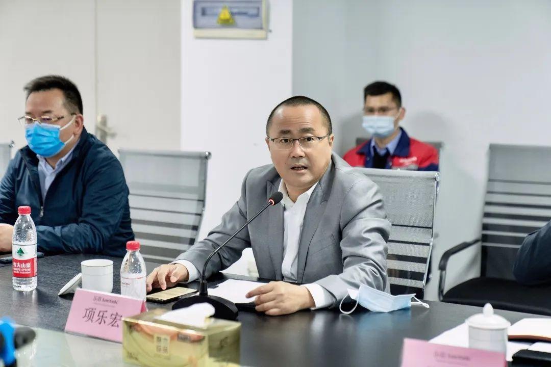 陈兴立区长莅临乐歌姜山制造基地走访调研