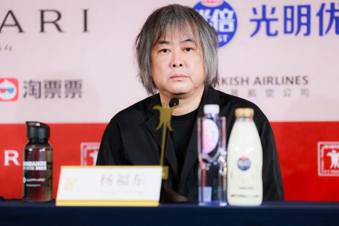 好纪录片是“想象的凝固” | 专访上影节纪录片单元评委杨福东 - 知乎