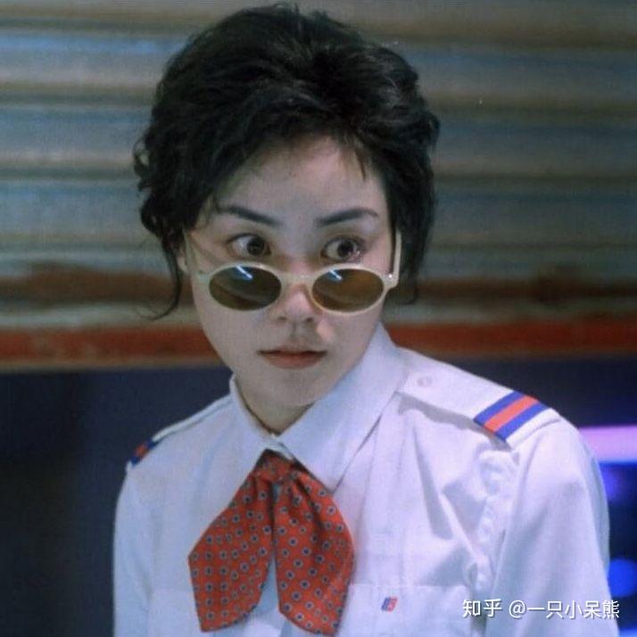 有哪些适合当头像的王菲照片