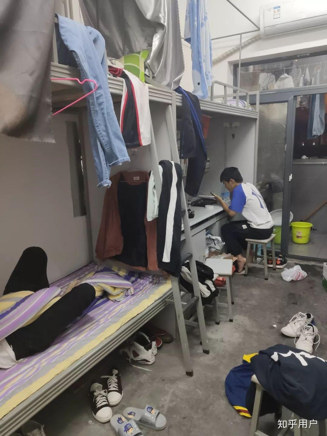 成都信息工程大学银杏酒店管理学院总体怎么样? - 知乎