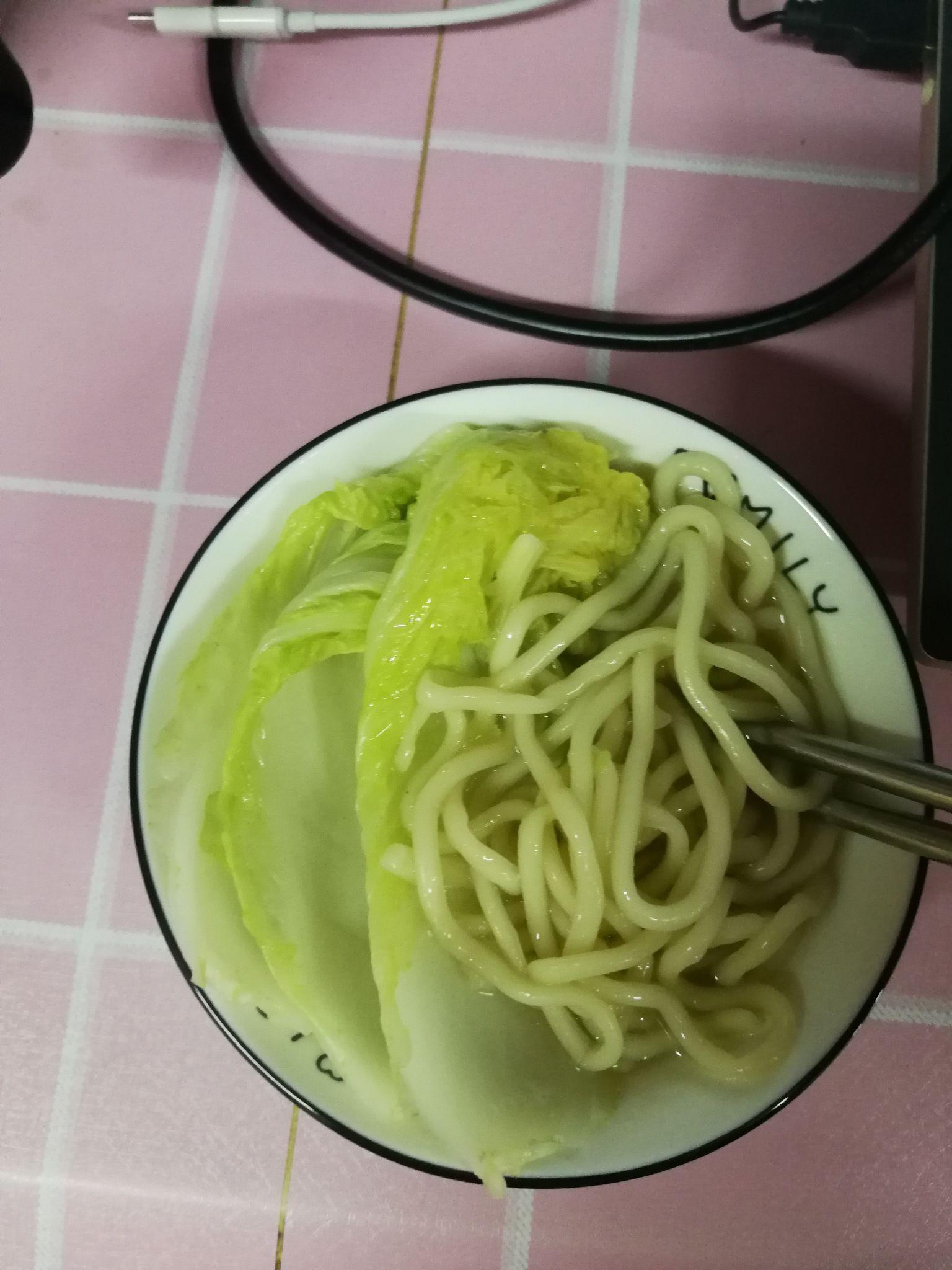 什么调料煮面好吃 v2-1f166096cb4e0ef2af581687b92ce9cc_r.jpg