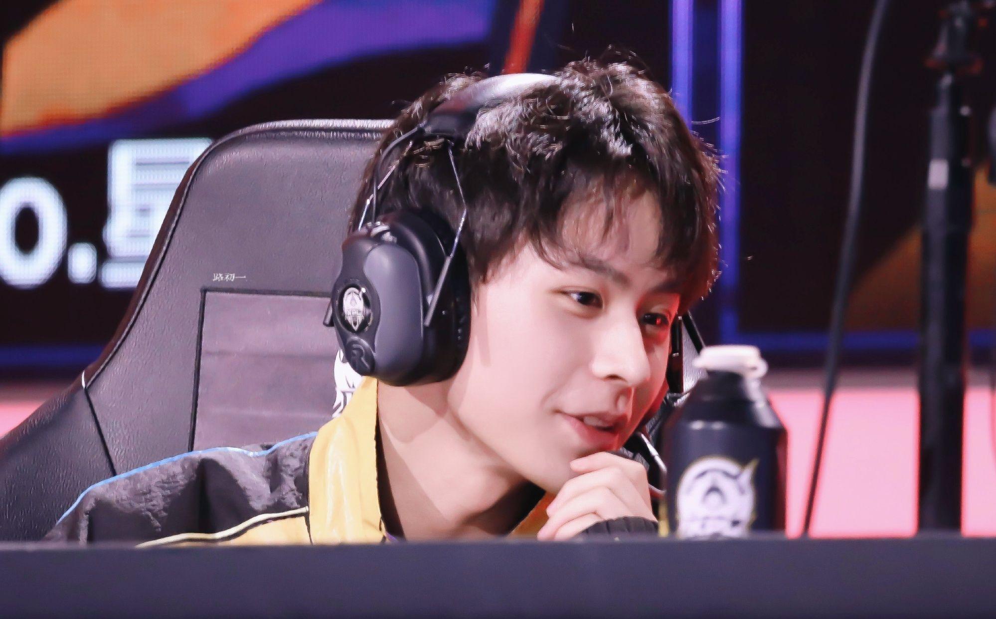 kpl中有哪些帅哥? - 知乎