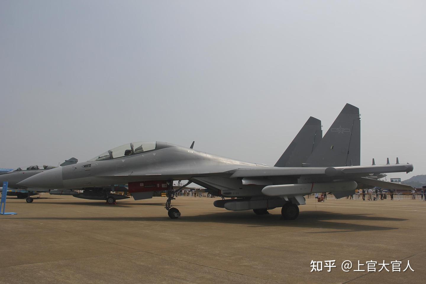 歼16D与EA-18G“咆哮者”,谁更厉害? - 知乎
