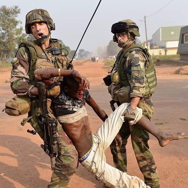 法国军队的战斗力很差嘛为何我不了解法军历史却有法军不堪一击的想法