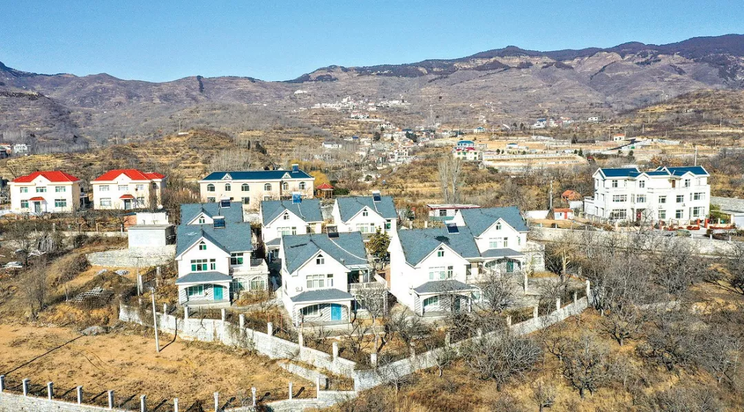 多年拆违岿然不动数千栋坚挺别墅野蛮侵蚀济南泉域保护区