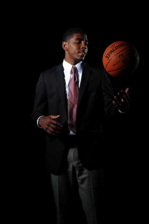 德鲁大叔的街拍时刻 nba场下的凯里·欧文