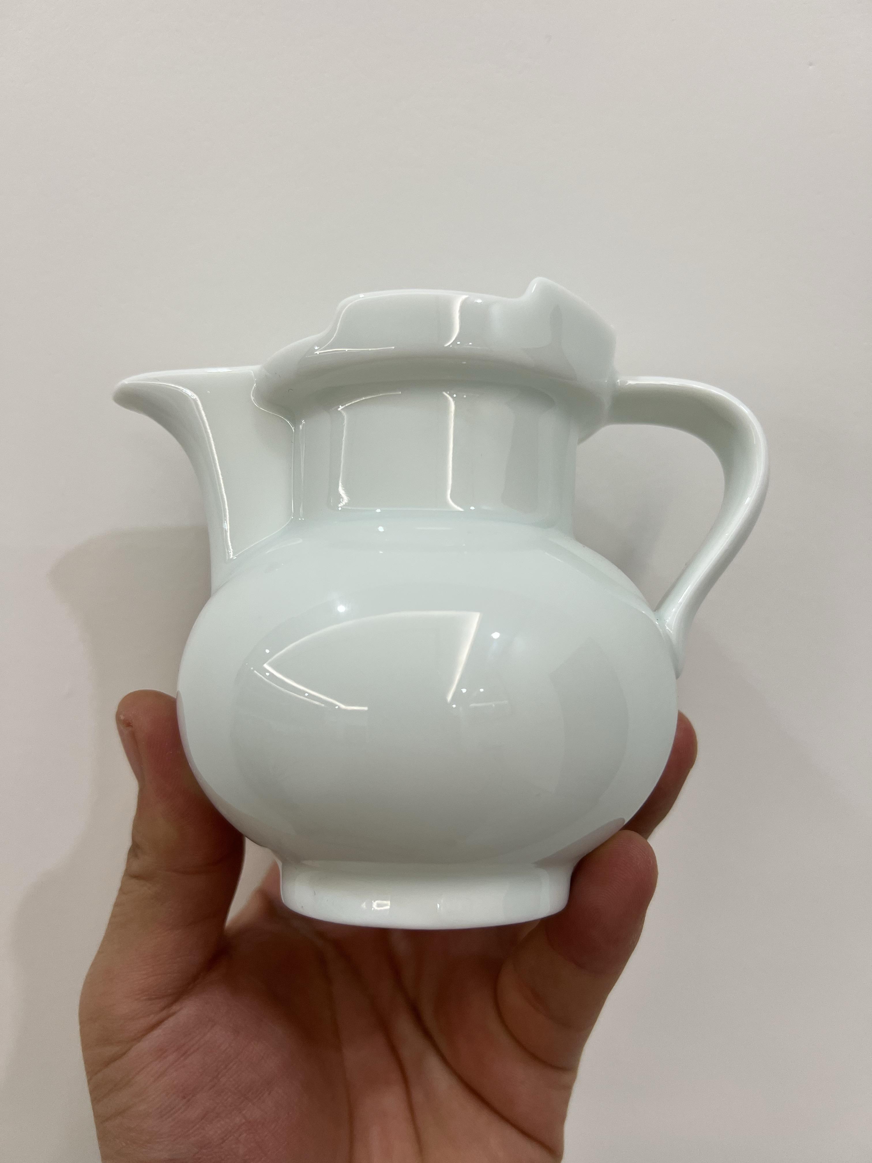 意叁陶瓷出品首发青瓷僧帽壶公道杯意叁陶艺师用工匠手艺造就瓷器的