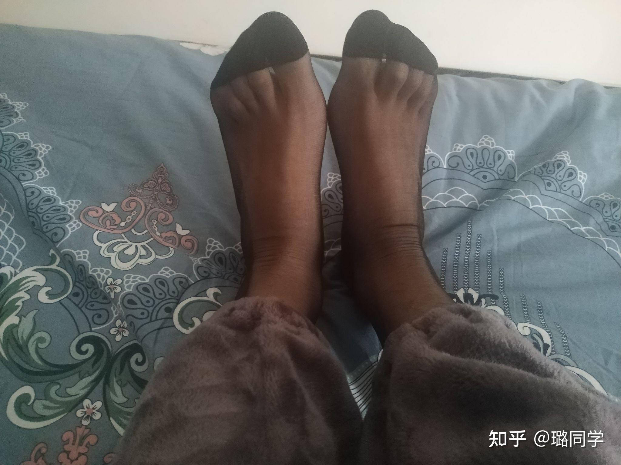 睡裤配黑丝