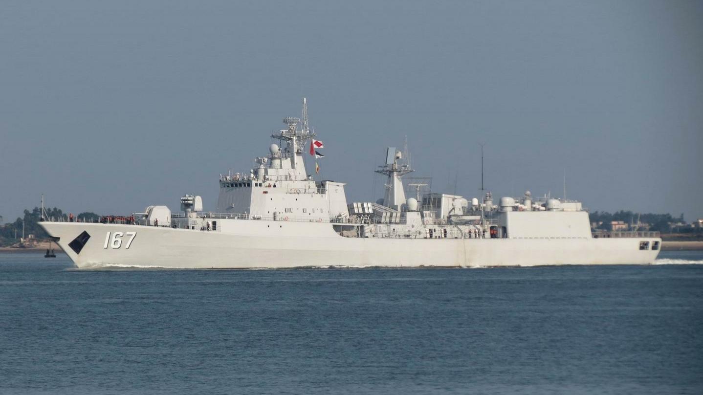 请问怎样从外观区分052C/D 054A 055和056？ - 知乎