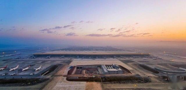 转场十年!百年巫家坝再"起飞"