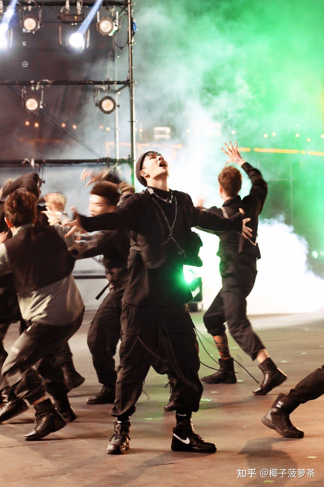 有没有王一博的跳舞神图?