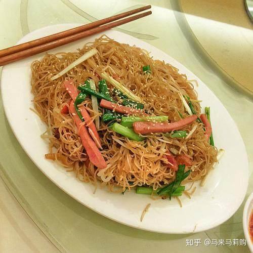 炒河粉要加什么菜 v2-203dd569be1304d1c82073e605114d08_r.jpg