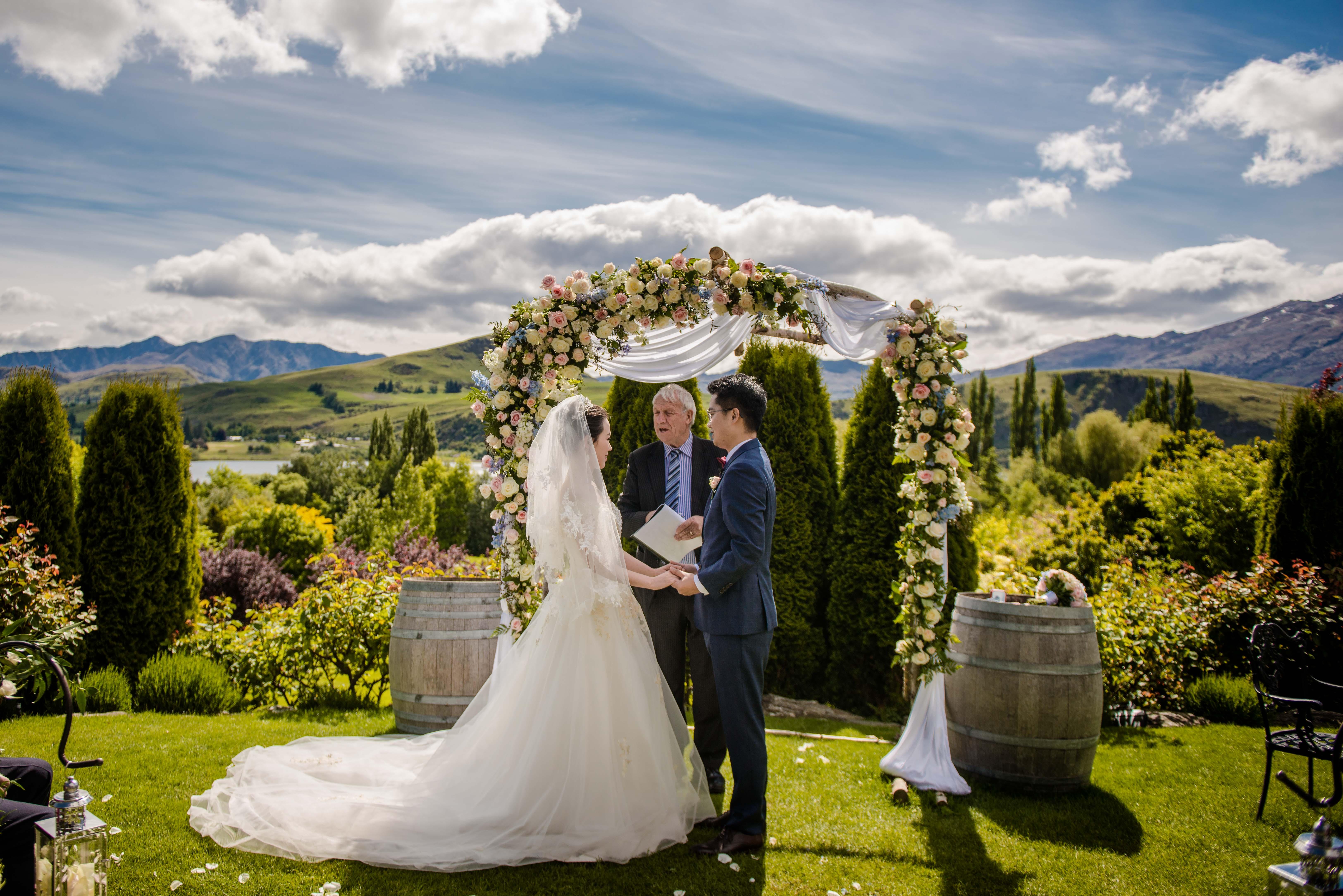 哪些婚礼形式是可以不办婚宴的?