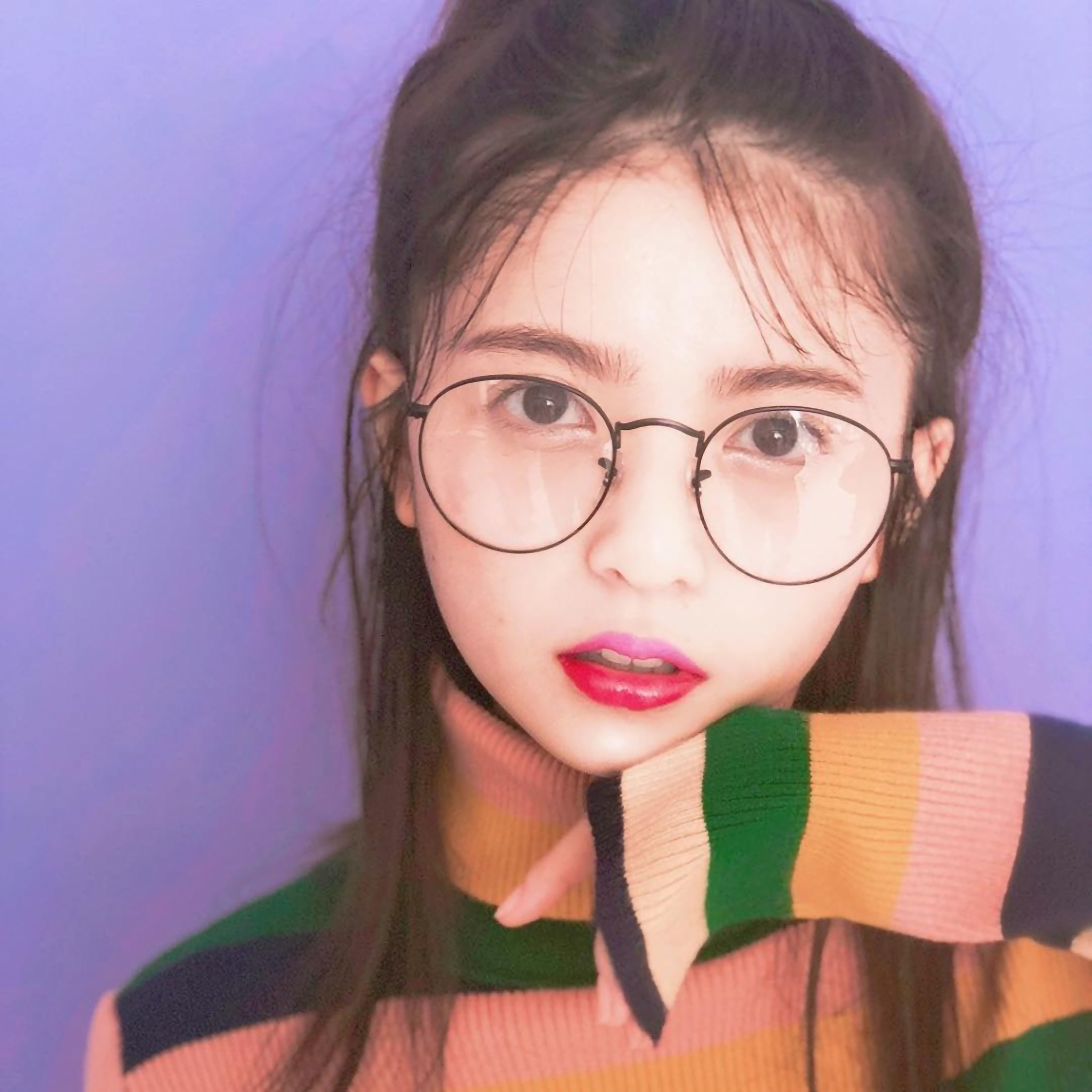 请问去哪里有斋藤飞鸟无水印壁纸啊