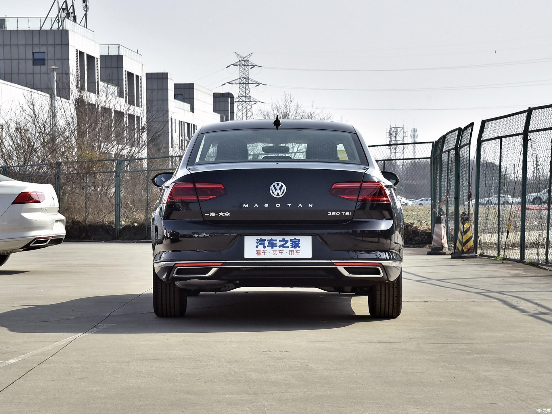 大众迈腾近期的优惠力度较大,如果喜欢这一款商务感极强的车型,现在是