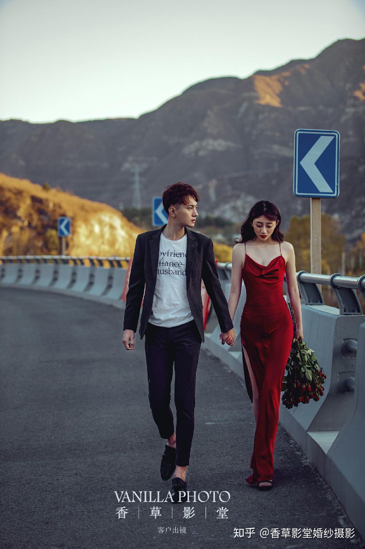北京室外婚纱照一定要拍的文艺公路婚纱照