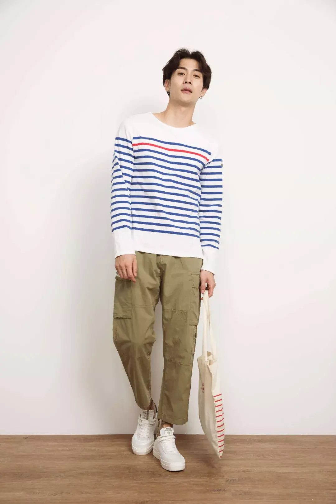 早秋换季时节怎么穿?掌握这7种叠穿法 - 知乎