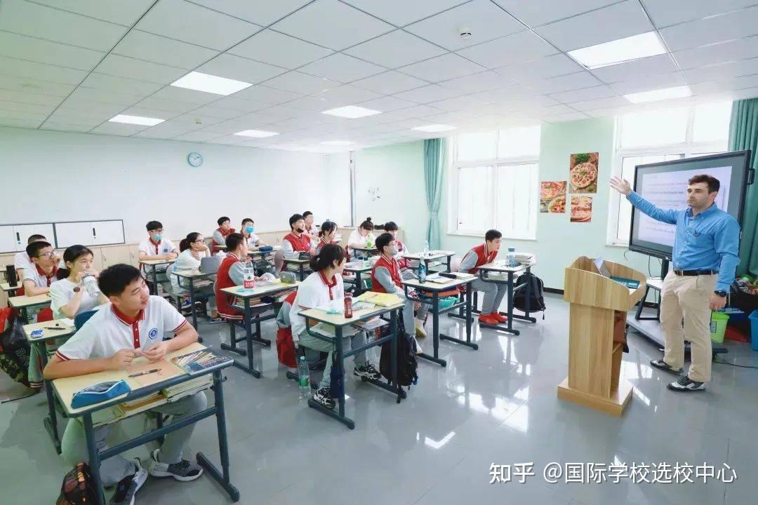 北京新府学日语国际班3 0落地!小语种留学再升台阶!