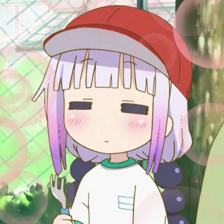 卡通头像短发女生