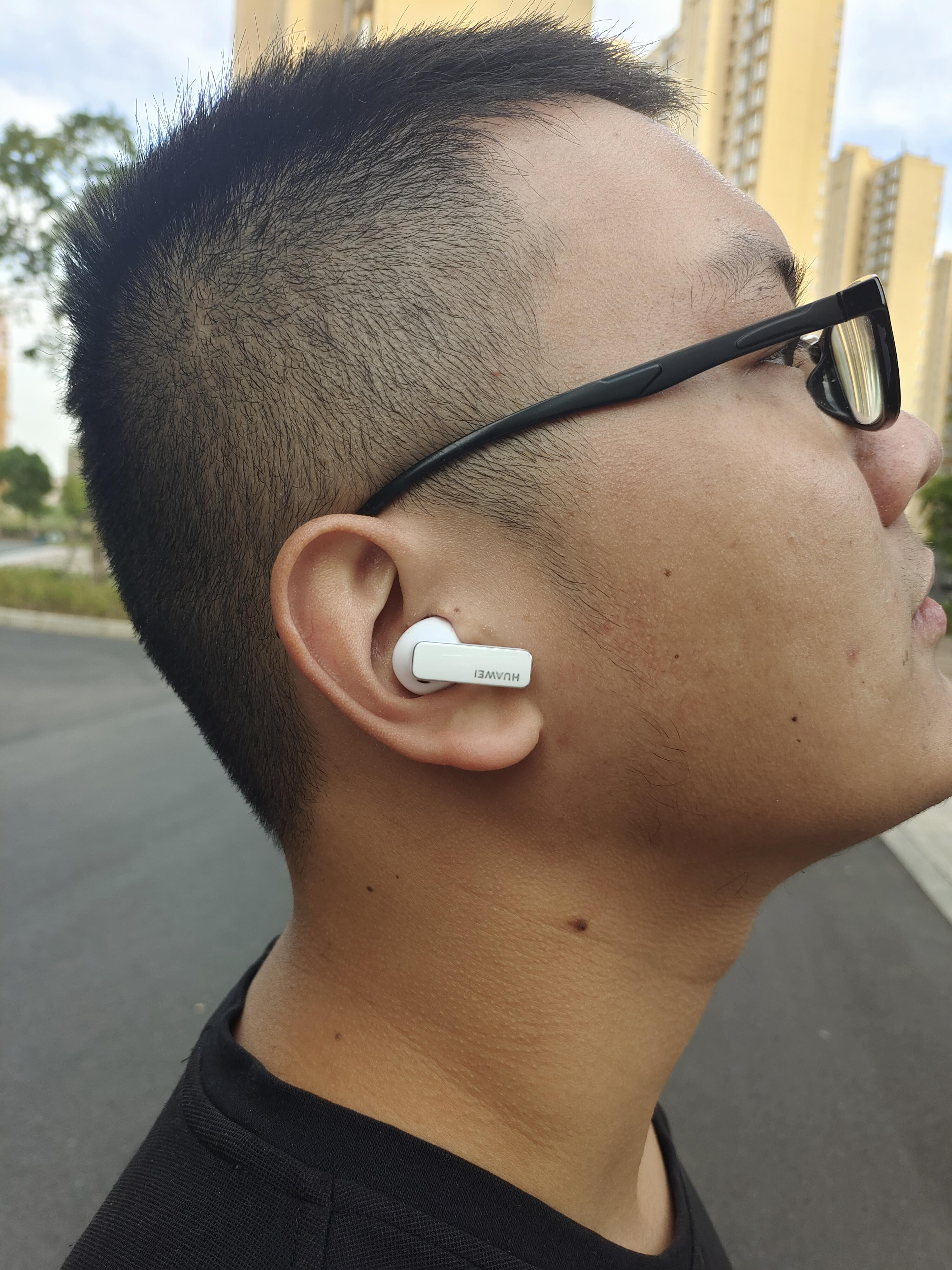 pro当主机耳机的我来说,第一次佩戴华为freebuds pro2就能够感受到他