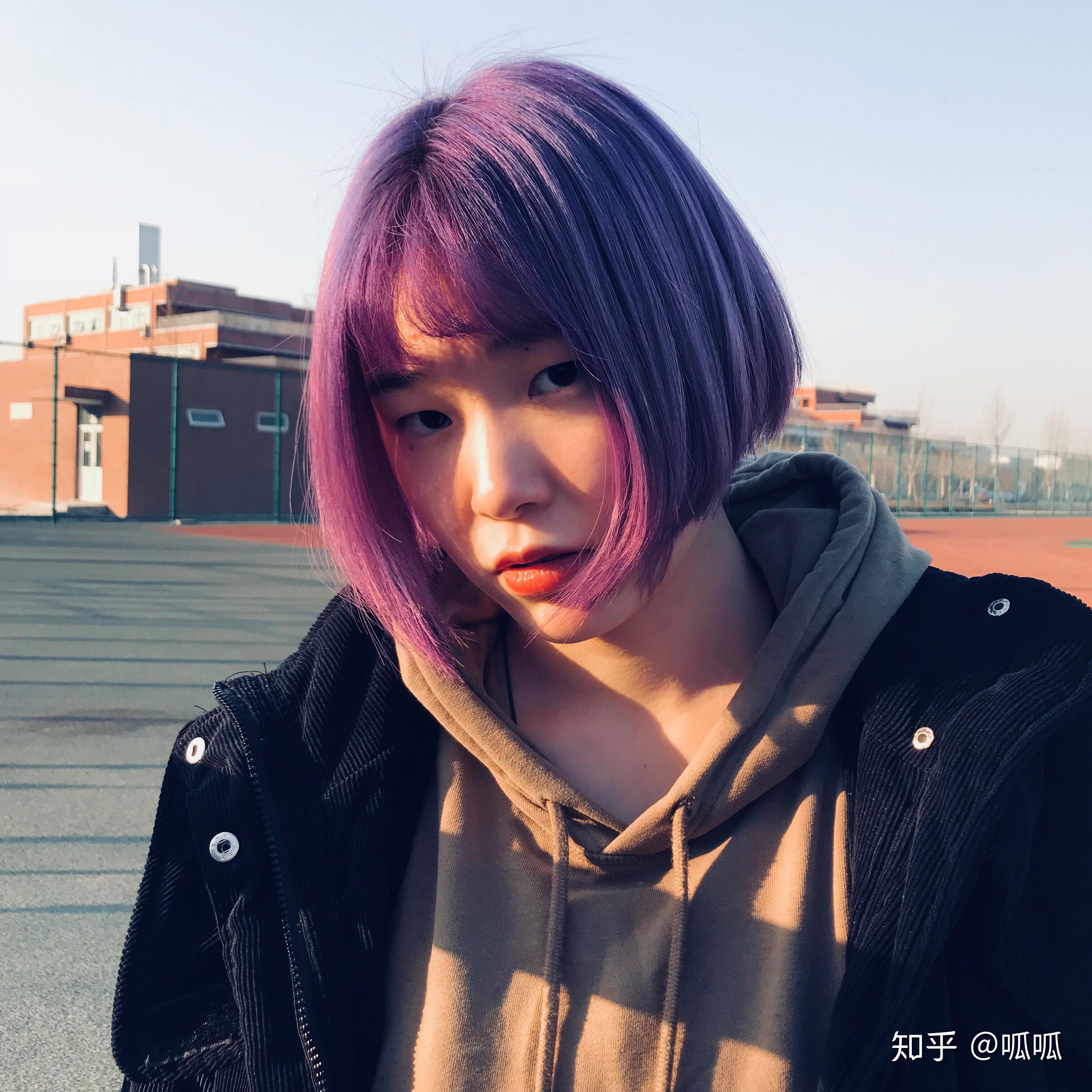 你怎样看待大学生染头发行为