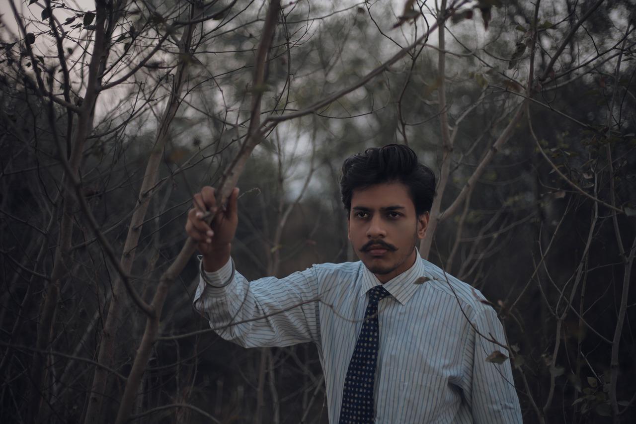 想象丰富，意境深远