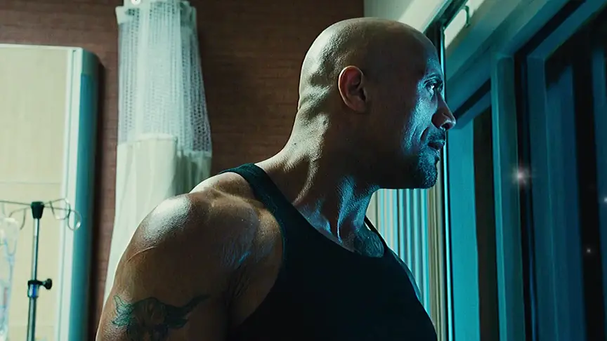 巨石强森vs约翰.塞纳,你认为谁更强