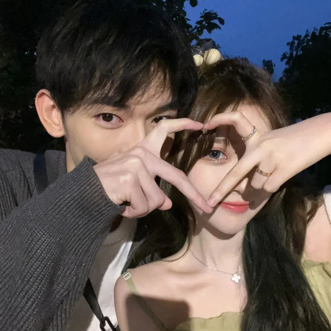 有什么好看的男生头像和情侣头像