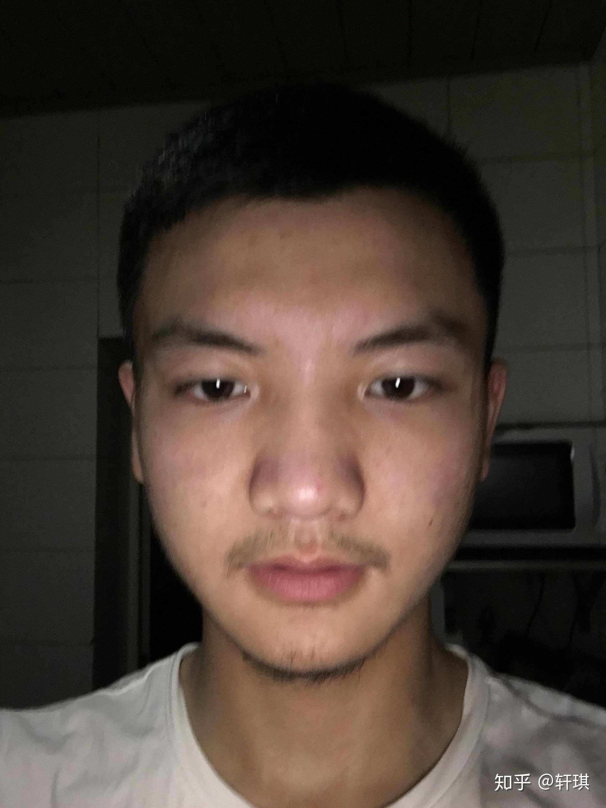 怎么判断自己丑不丑?