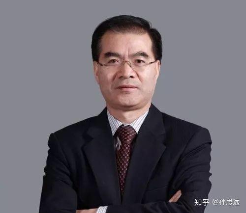 吴建斌在加入碧桂园之前,在国企中海集团担任常务董事,副总经理.