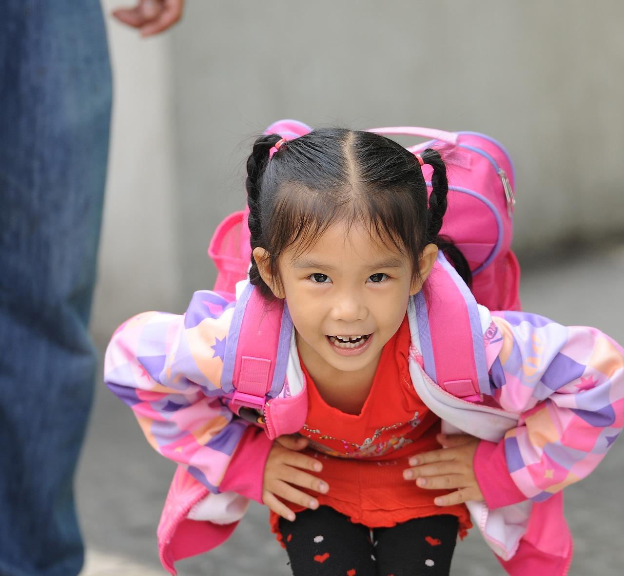 淘气妹妹的恶作剧