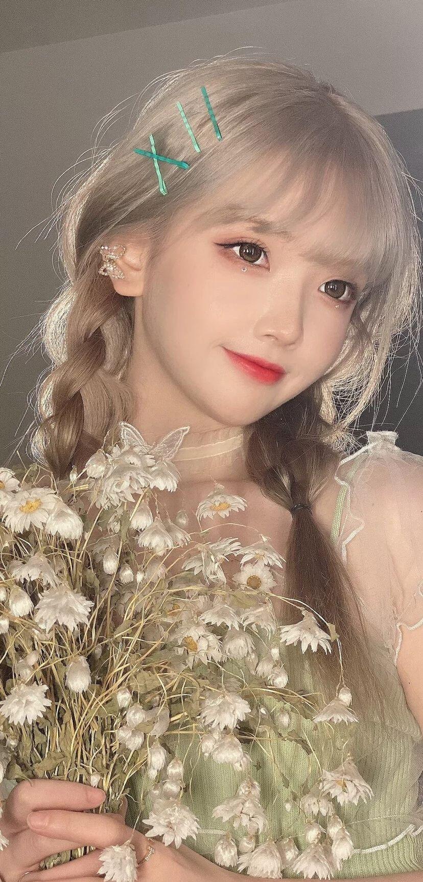 哪些是你眼前一亮的美女手机壁纸?