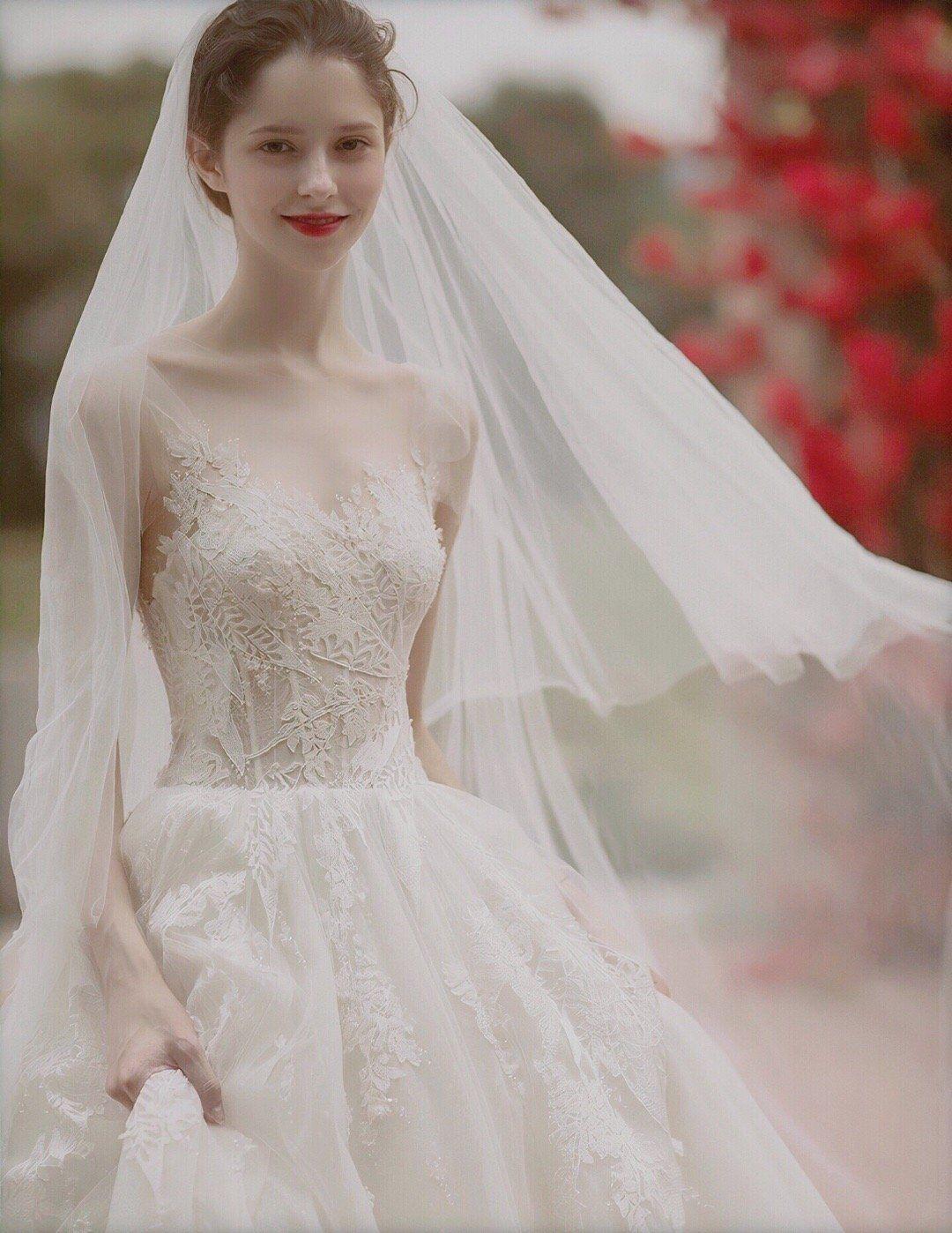 你有哪些惊艳绝色的美女手机壁纸?-美女手机壁纸高清抖音