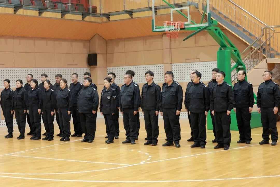 第3034期强弱项补短板呼伦贝尔市检察院组织开展司法警察联合训练