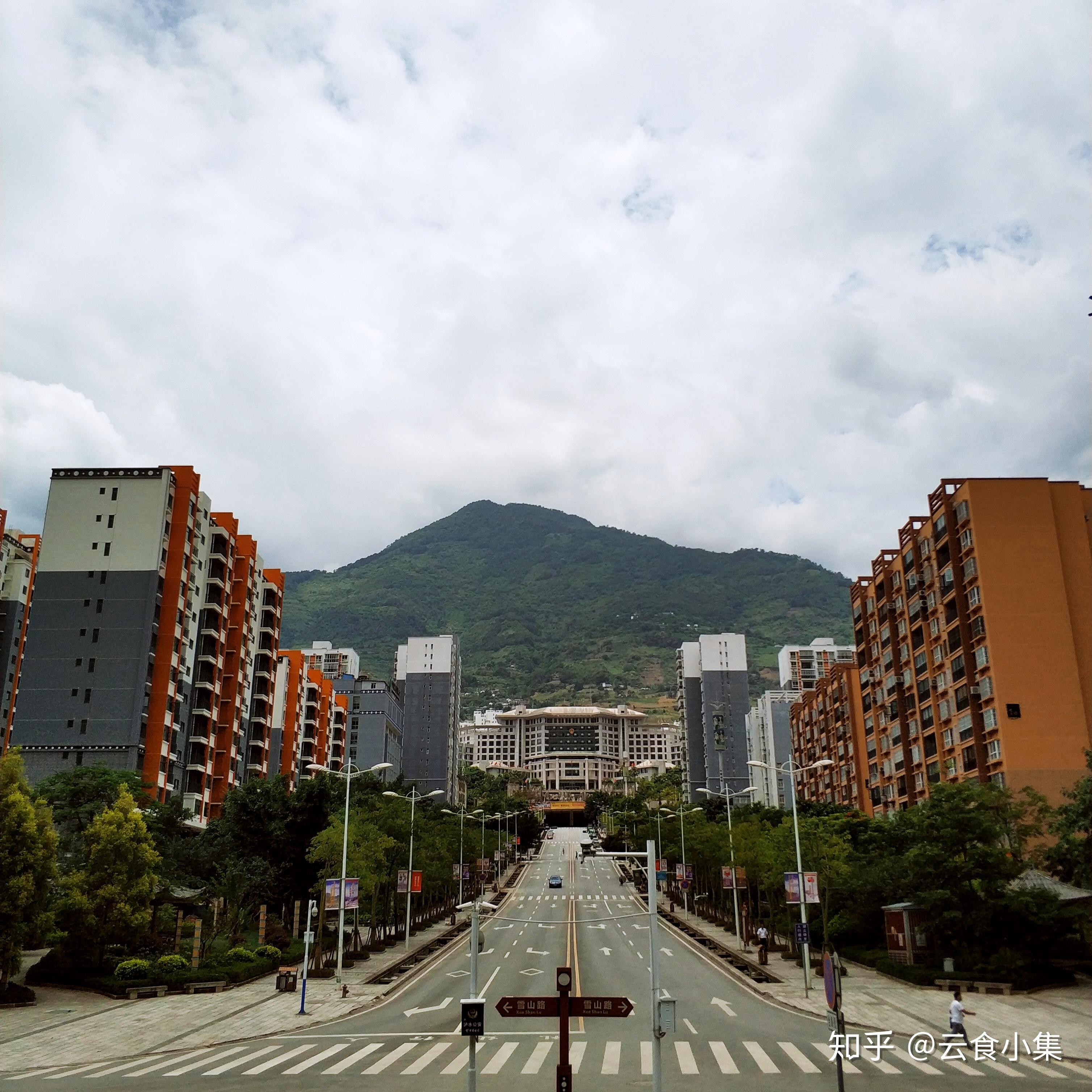 路过的城市峡谷之城泸水市