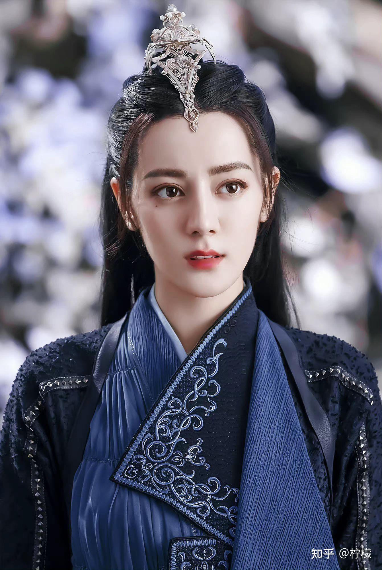 如何看这次迪丽热巴《与君初相识》纪云禾造型? - 知乎