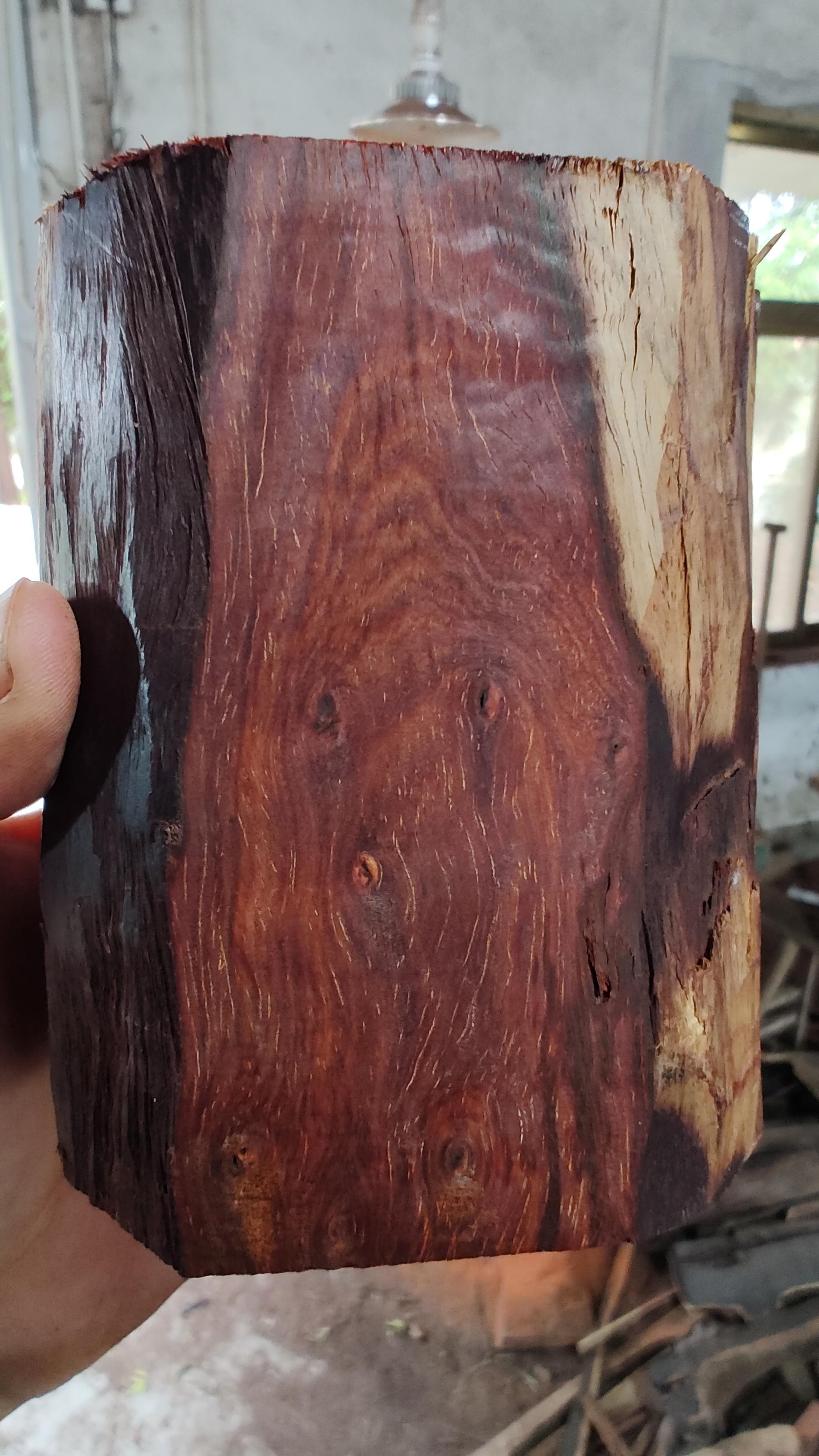 小叶紫檀与大叶紫檀的区别