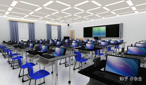 机构和本地培训机构来说,开始线下 线上的培训模式或许可以带来转机