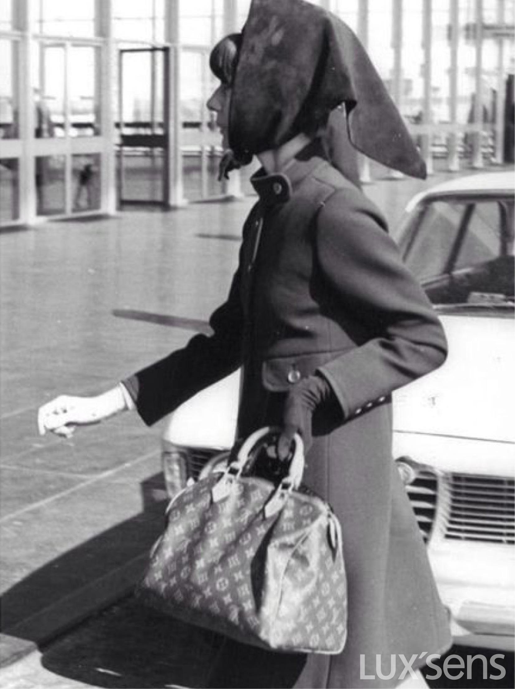 奥黛丽·赫本在keepall的基础上提出了修改建议,于是有了今天的speedy