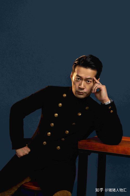 52岁单身谭凯母亲病重为了家庭舍弃事业再复出已物是人非