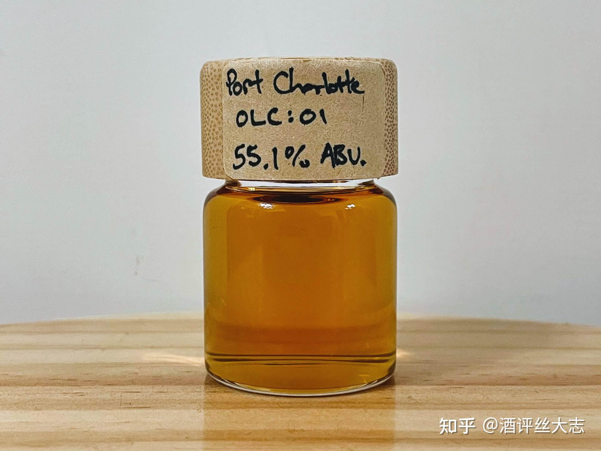 1%酒精度琥珀色非冷凝过滤,无色素添加春雨打湿土壤,吐臭素被释放出来