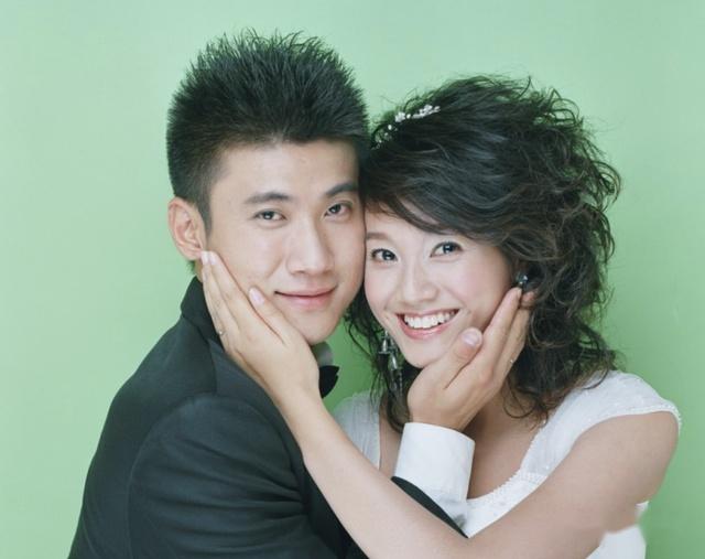 朱丹：离异后嫁给周一围，强忍泪水保住这个温暖的家