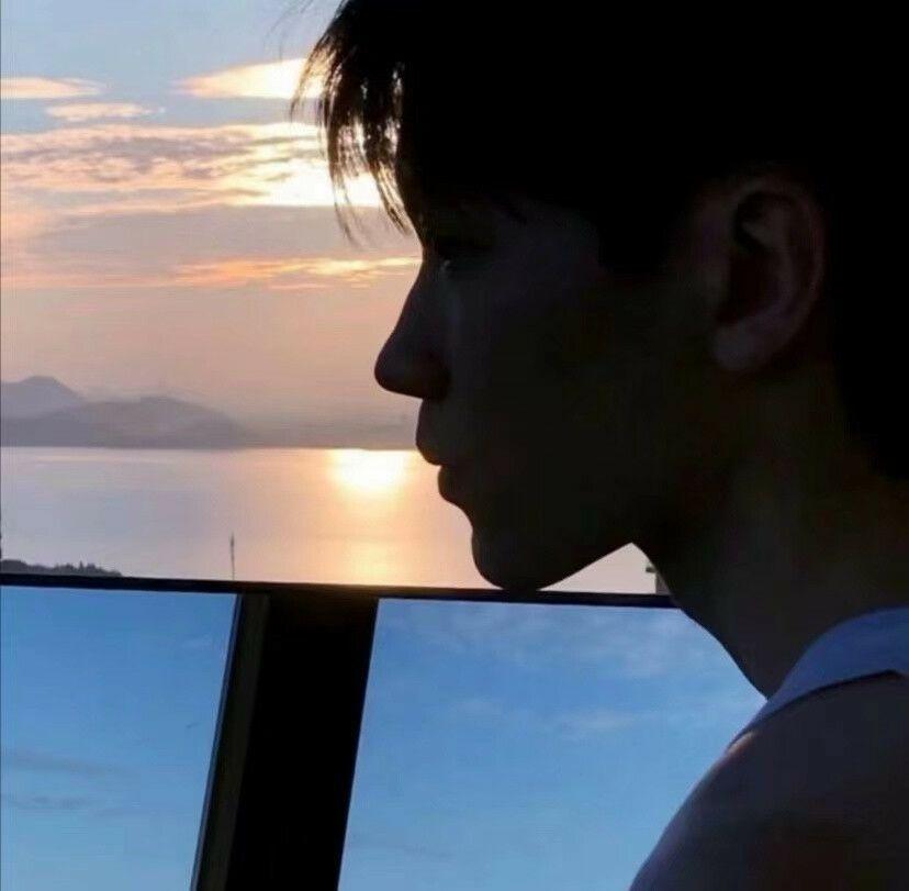 怎么才能让男人心情好起来 v2-2291d97d1b4512c8e06161425a8e3898_r.jpg