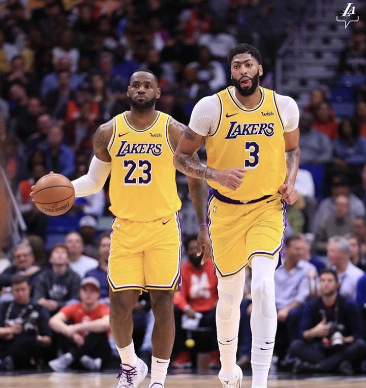 又是边线球,湖人教你怎么防!