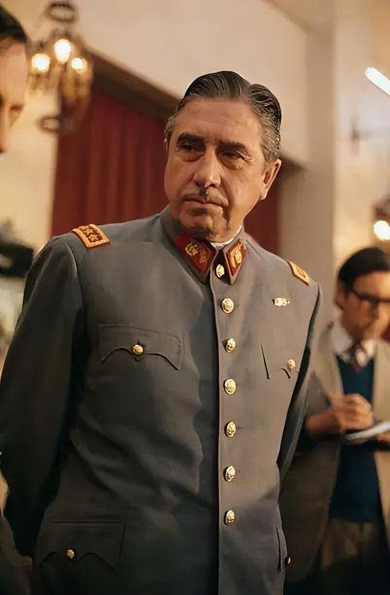 铁血总统阿连德:抗争美国到底,率卫队迎击政变,手持ak战斗至死 - 知乎