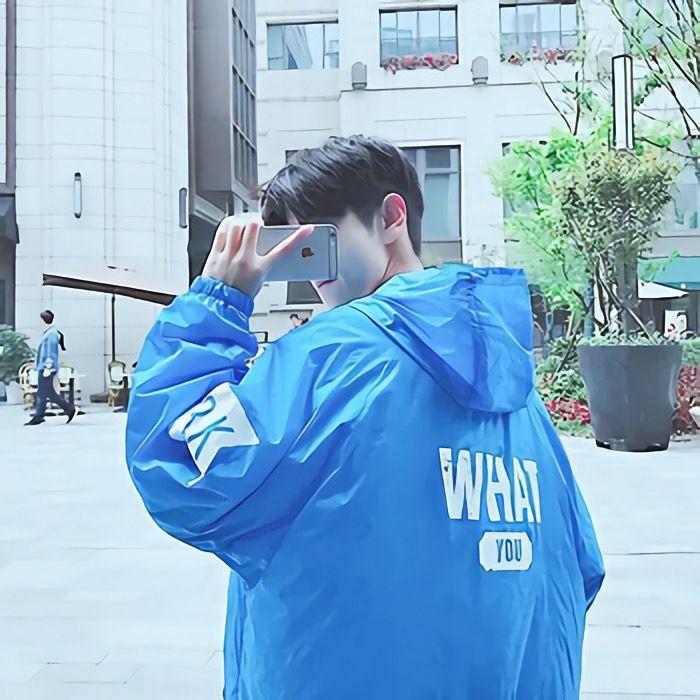 求内种特有高级感的头像,就比如蓝线挑战内种把眼睛遮住或者模糊处理