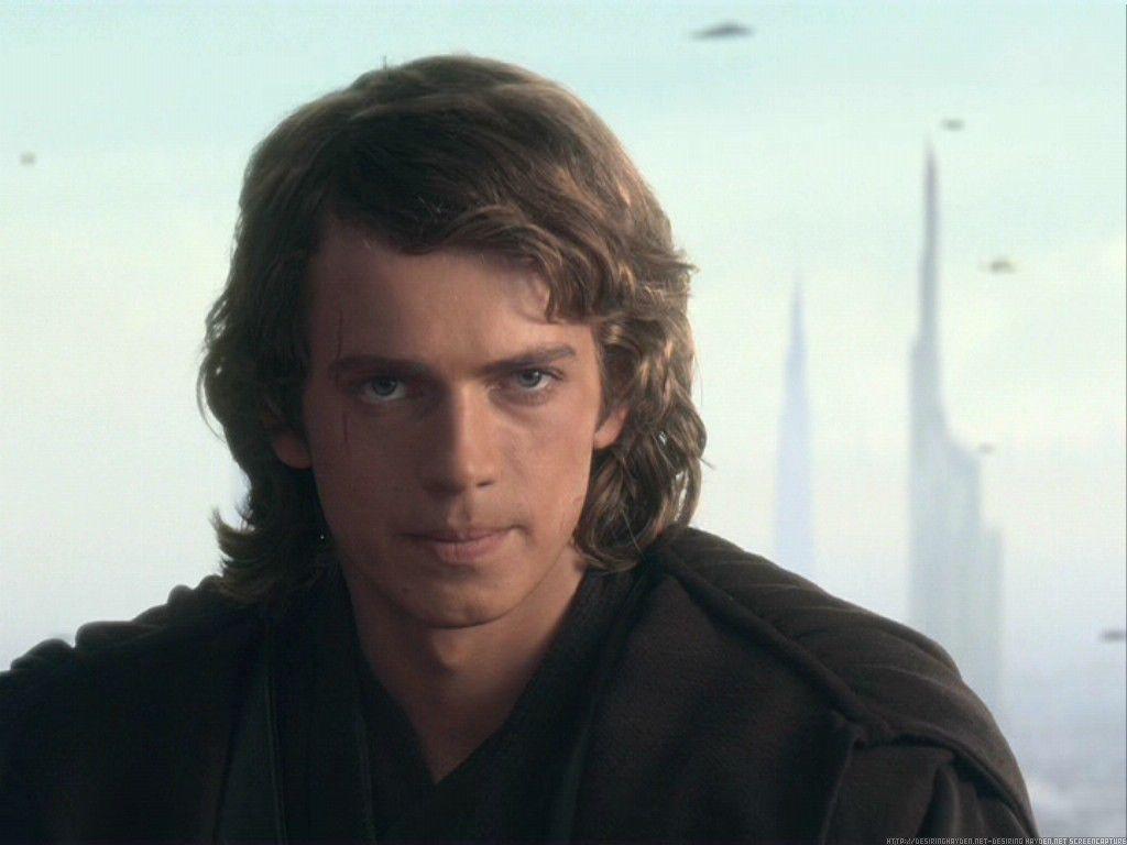 为什么星战二anakin的发型跟星战三的不一样?